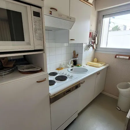 Lejlighed Centre, Proche Mer, 2 Chambres, Parking, 1er Etage - Fr-1-673-18 *