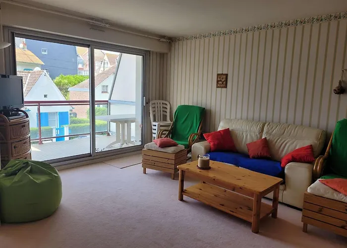 Centre, Proche Mer, 2 Chambres, Parking, 1er étage - Fr-1-673-18 Appartement