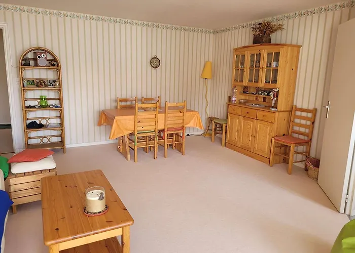 Appartement Centre, Proche Mer, 2 Chambres, Parking, 1er étage - Fr-1-673-18